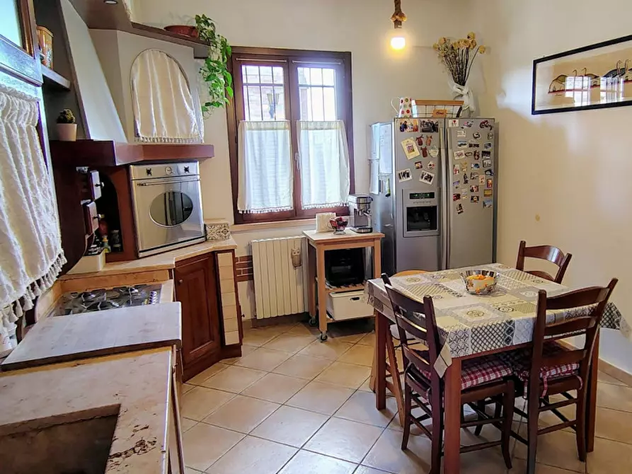 Immagine 5 di Casa bifamiliare in vendita  a Luzzara