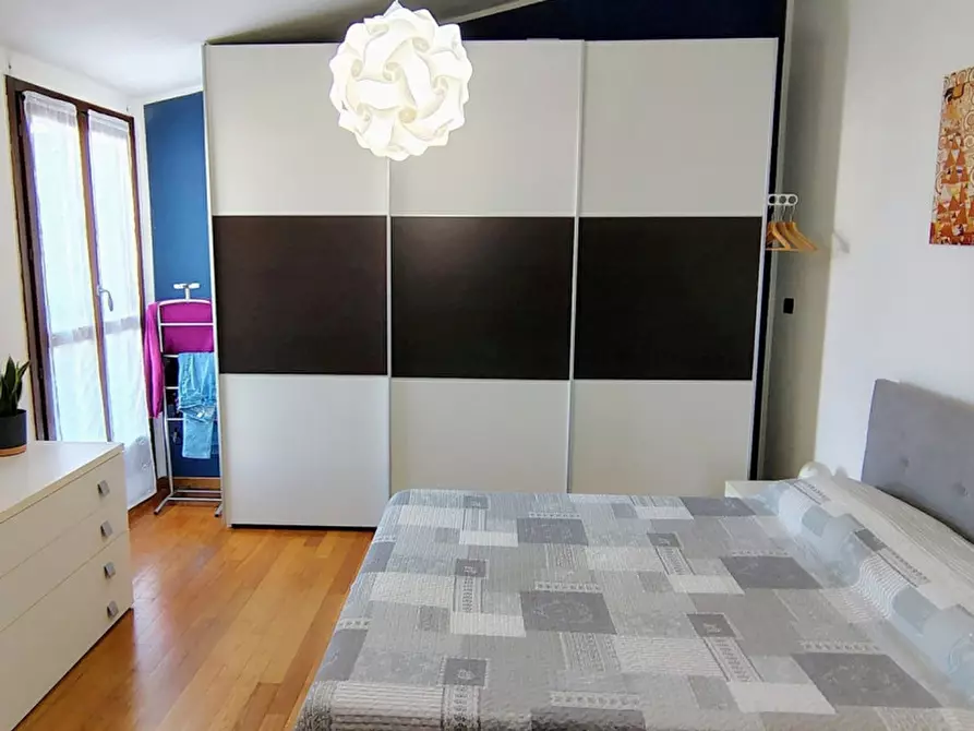 Immagine 11 di Casa bifamiliare in vendita  a Luzzara