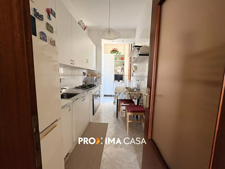 Immagine 5 di Appartamento in vendita  in Via Enrico Moscati 5 a Salerno