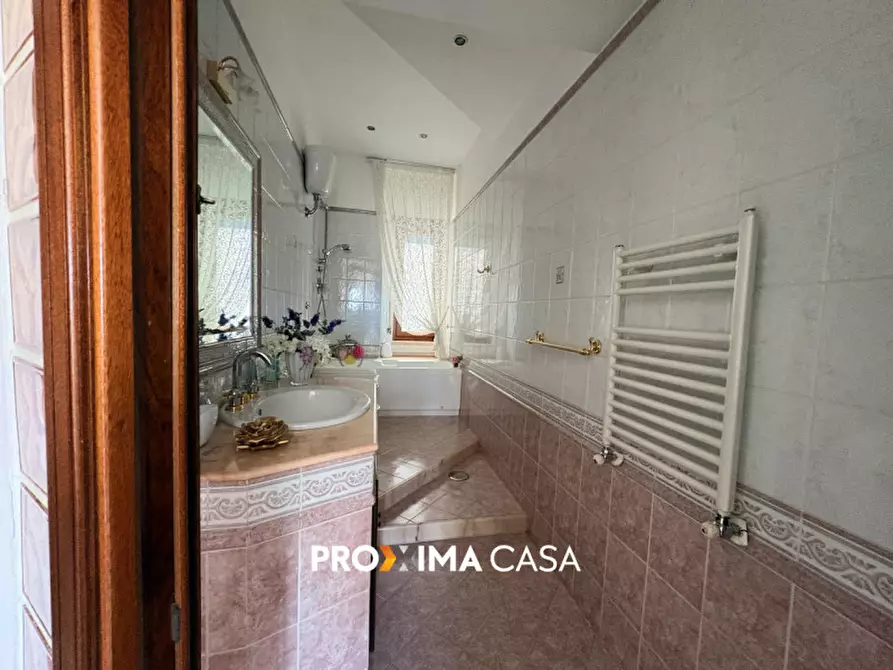Immagine 8 di Appartamento in vendita  in Via Enrico Moscati 5 a Salerno
