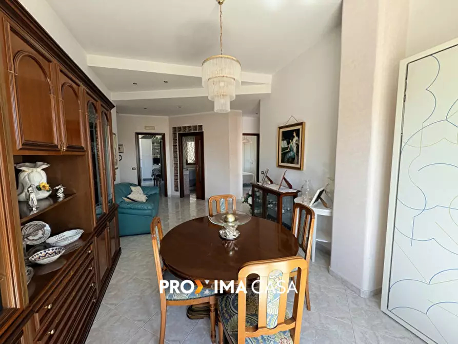 Immagine 10 di Appartamento in vendita  in Via Enrico Moscati 5 a Salerno