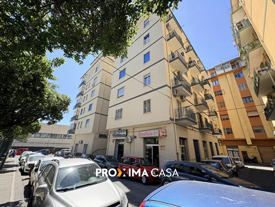 Immagine 39 di Appartamento in vendita  in Via Enrico Moscati 5 a Salerno