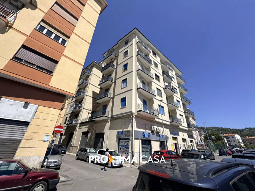 Immagine 44 di Appartamento in vendita  in Via Enrico Moscati 5 a Salerno