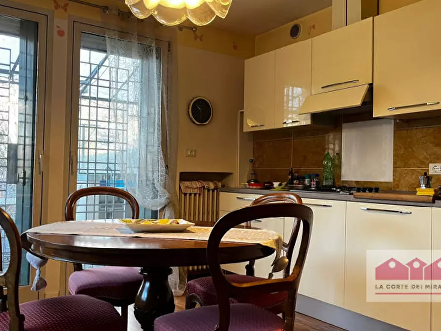 Immagine 10 di Appartamento in affitto  in Via Petrarca 37 a Vicenza