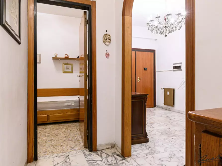 Immagine 17 di Appartamento in vendita  in Via Piegaro a Roma