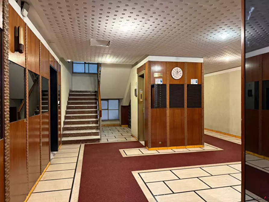 Immagine 27 di Appartamento in vendita  in Via Piegaro a Roma