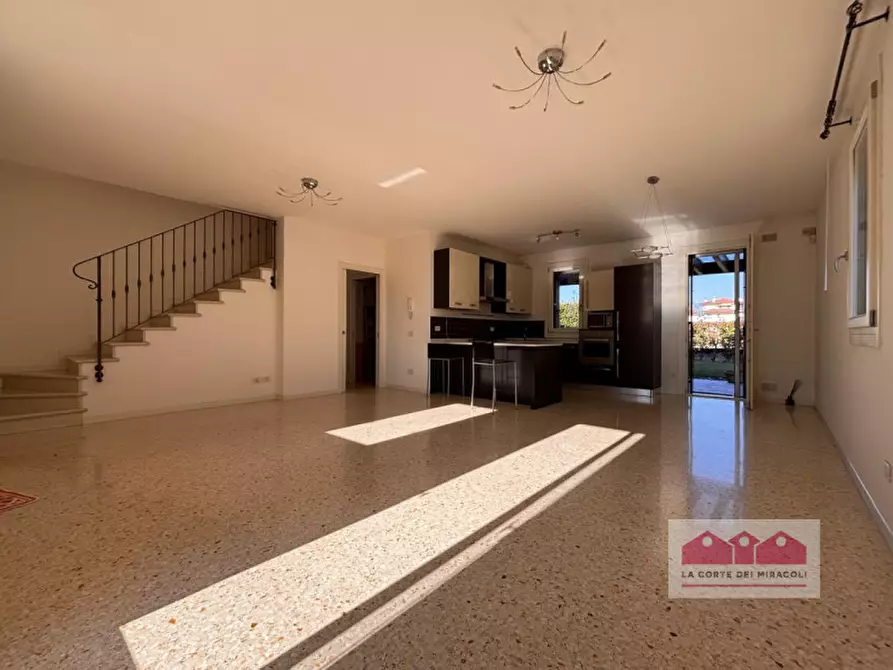 Immagine 6 di Villetta a schiera in affitto  in Via San Martino 11 a Dueville