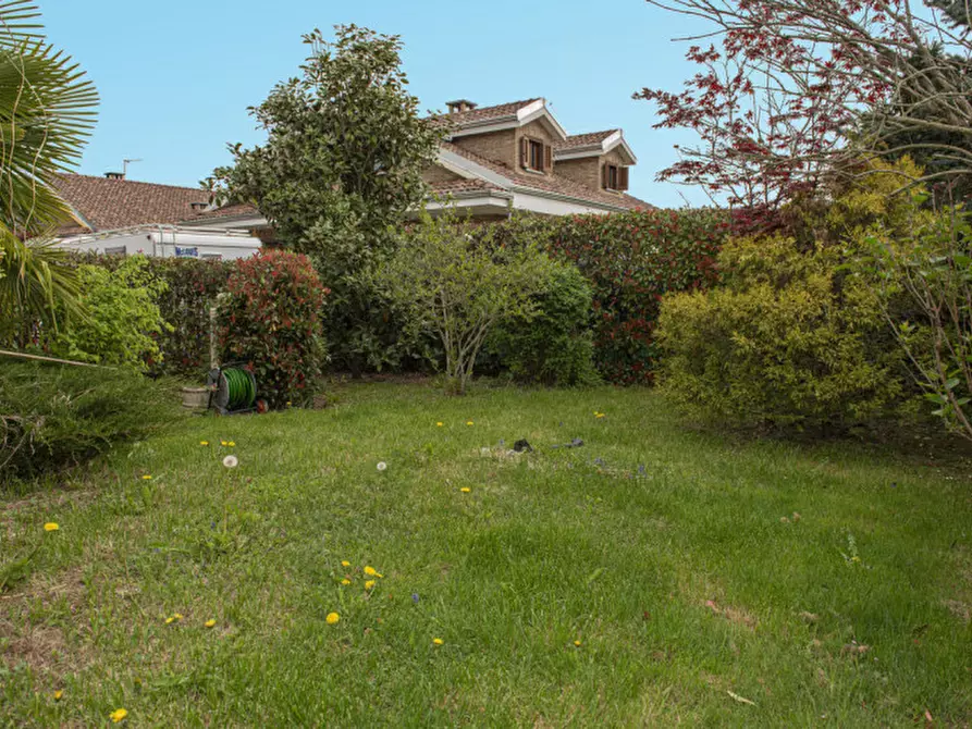 Immagine 10 di Villa in vendita  in Via Giovanni Falcone e Paolo Borsellino 27 a Rivarossa