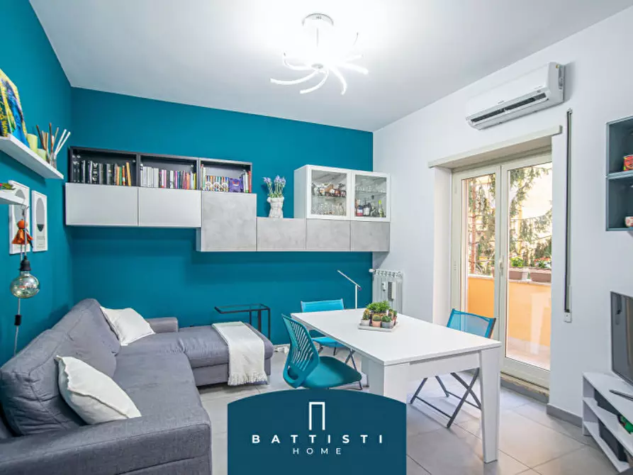 Immagine 4 di Appartamento in vendita  in Via Calpurnio Fiamma a Roma