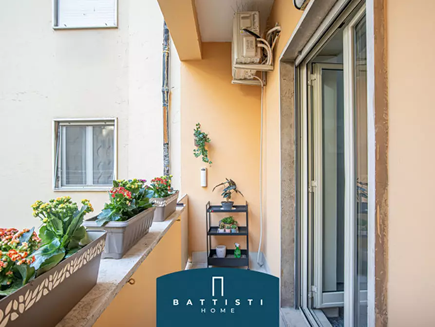 Immagine 18 di Appartamento in vendita  in Via Calpurnio Fiamma a Roma