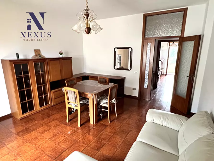 Immagine 11 di Appartamento in vendita  a Pergola