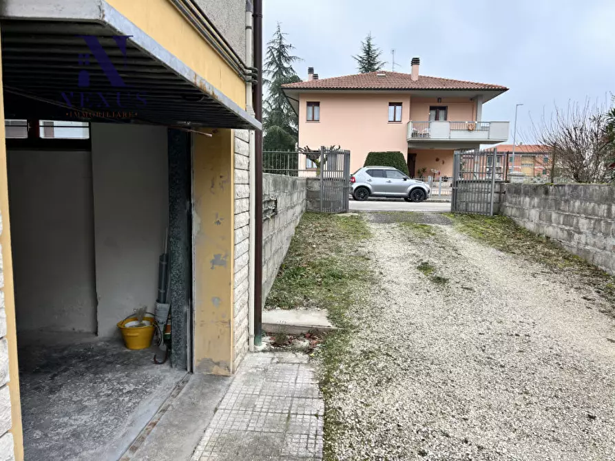 Immagine 26 di Appartamento in vendita  a Pergola