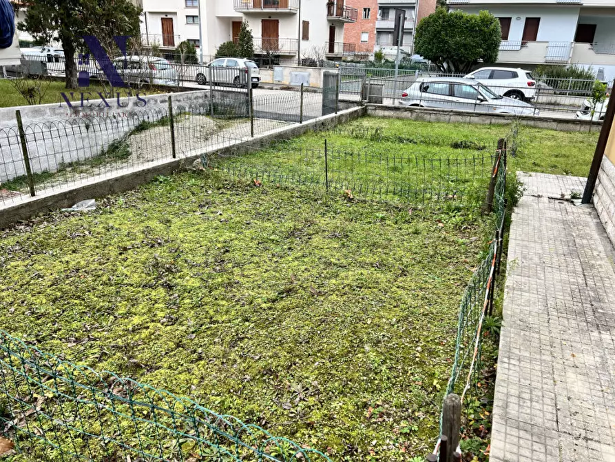 Immagine 29 di Appartamento in vendita  a Pergola