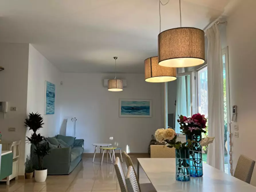 Immagine 10 di Villa in vendita  in Via Scassi Carli a Forte Dei Marmi