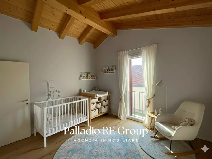 Immagine 9 di Casa bifamiliare in vendita  in Via Stadio 2 a Torri Di Quartesolo