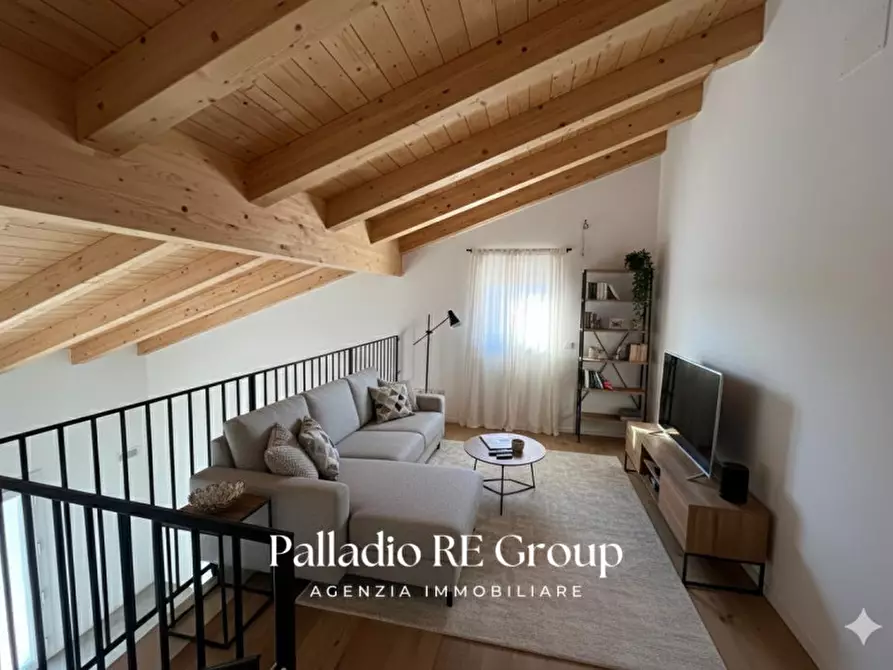 Immagine 12 di Casa bifamiliare in vendita  in Via Stadio 2 a Torri Di Quartesolo