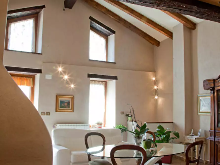 Immagine 2 di Casa indipendente in vendita  in Via Conte Carroccio, 32 a Villar Focchiardo