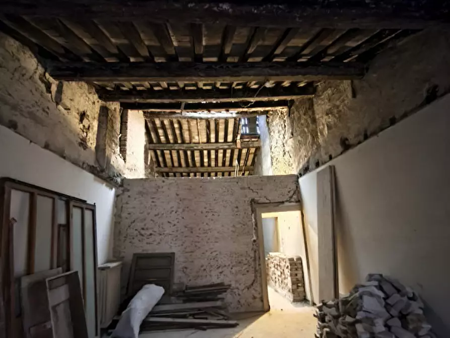 Immagine 1 di Palazzo in vendita  a Padova