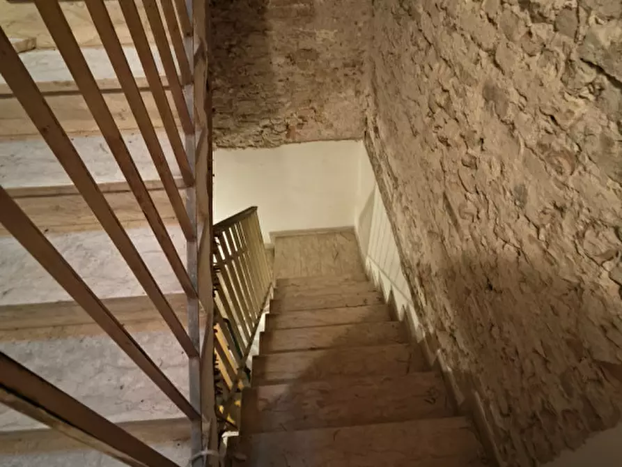 Immagine 10 di Palazzo in vendita  a Padova