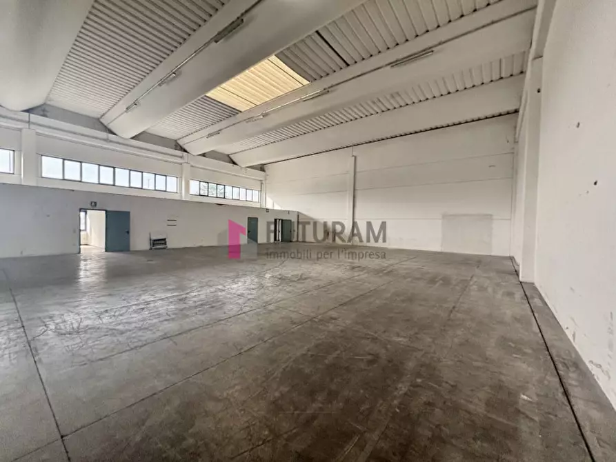 Immagine 3 di Capannone industriale in vendita  in Via Martiri della Libertà a Grantorto