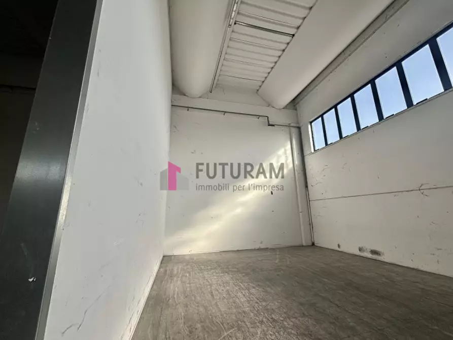 Immagine 8 di Capannone industriale in vendita  in Via Martiri della Libertà a Grantorto