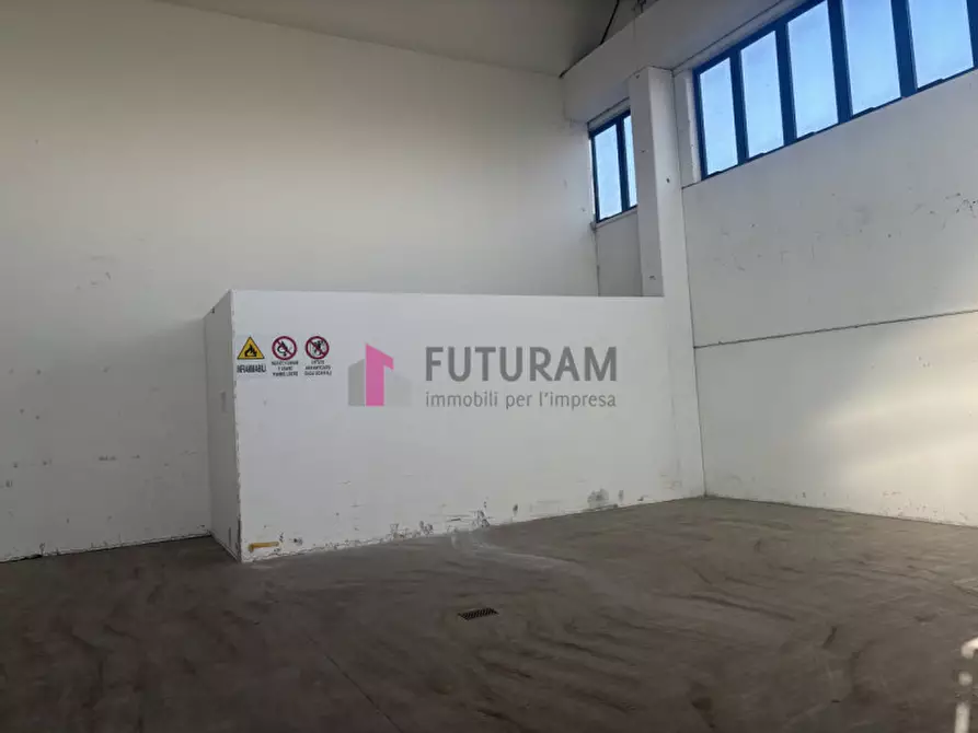 Immagine 9 di Capannone industriale in vendita  in Via Martiri della Libertà a Grantorto