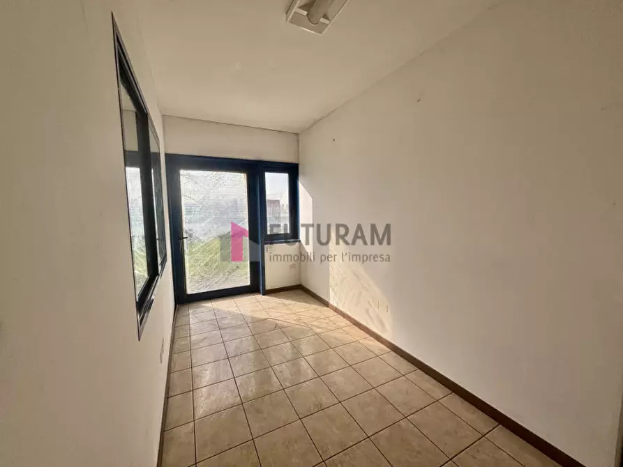 Immagine 14 di Capannone industriale in vendita  in Via Martiri della Libertà a Grantorto