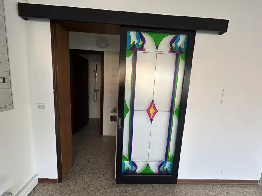 Immagine 5 di Negozio in affitto  in Via Giuseppe Ungaretti, Caselle di Selvazzano (PD) a Selvazzano Dentro