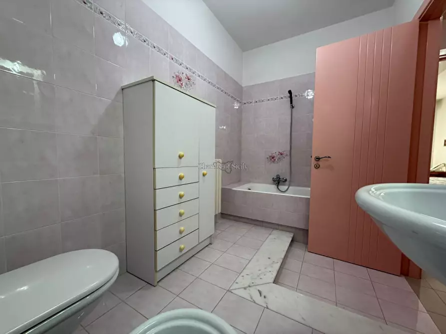 Immagine 32 di Casa indipendente in vendita  in Via Sardegna a Ispica