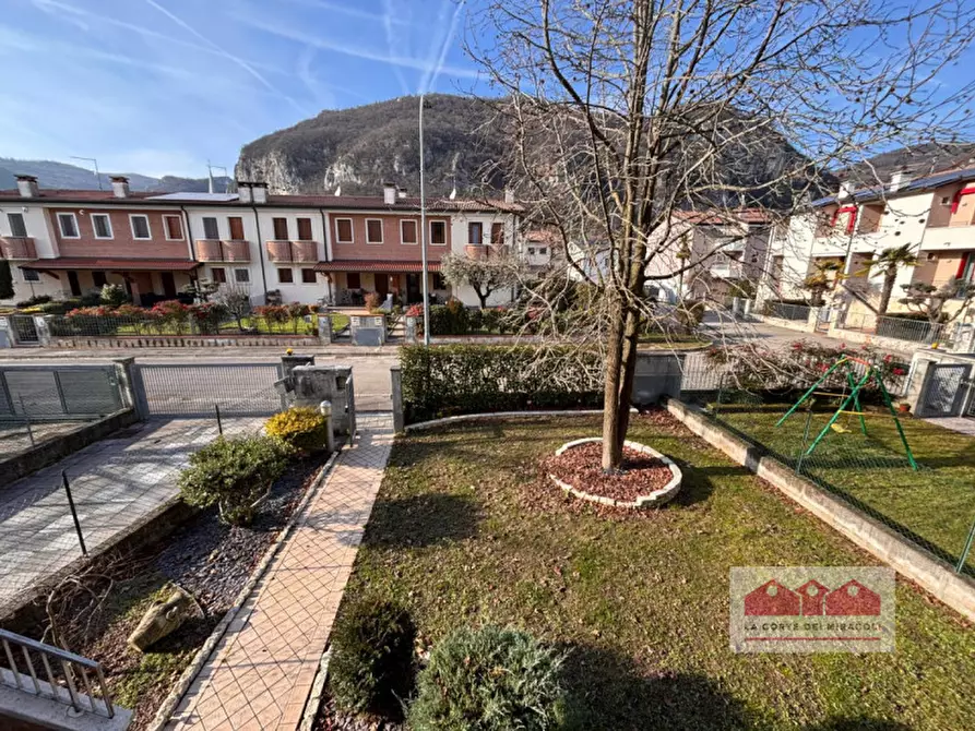 Immagine 3 di Casa bifamiliare in affitto  in Via Battaglione Vicenza a Longare