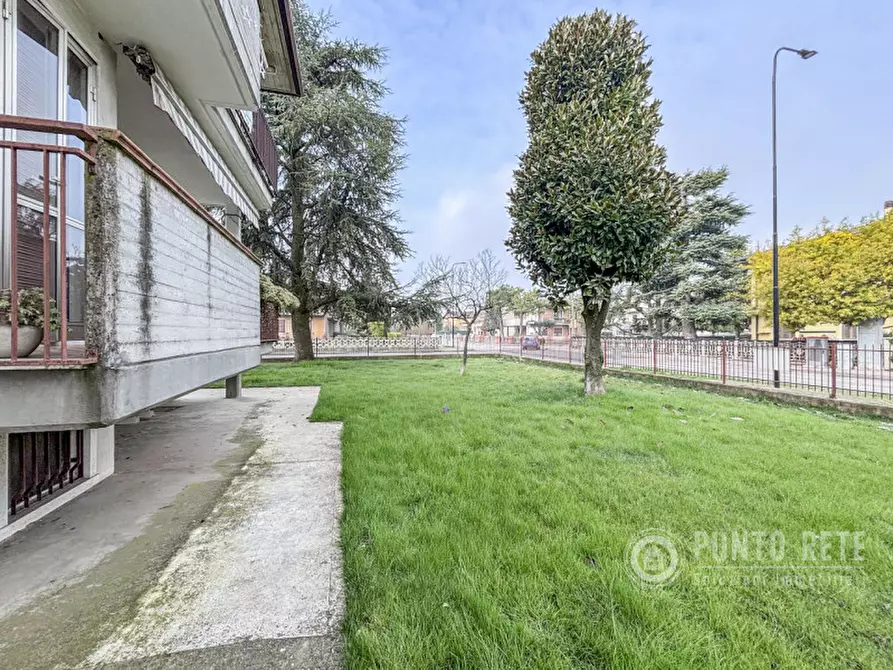 Immagine 3 di Appartamento in vendita  in Via Edoardo Bassini a Vigasio