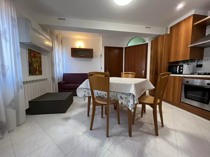 Immagine 1 di Appartamento in vendita  in Via Sottomarina 317 a Chioggia