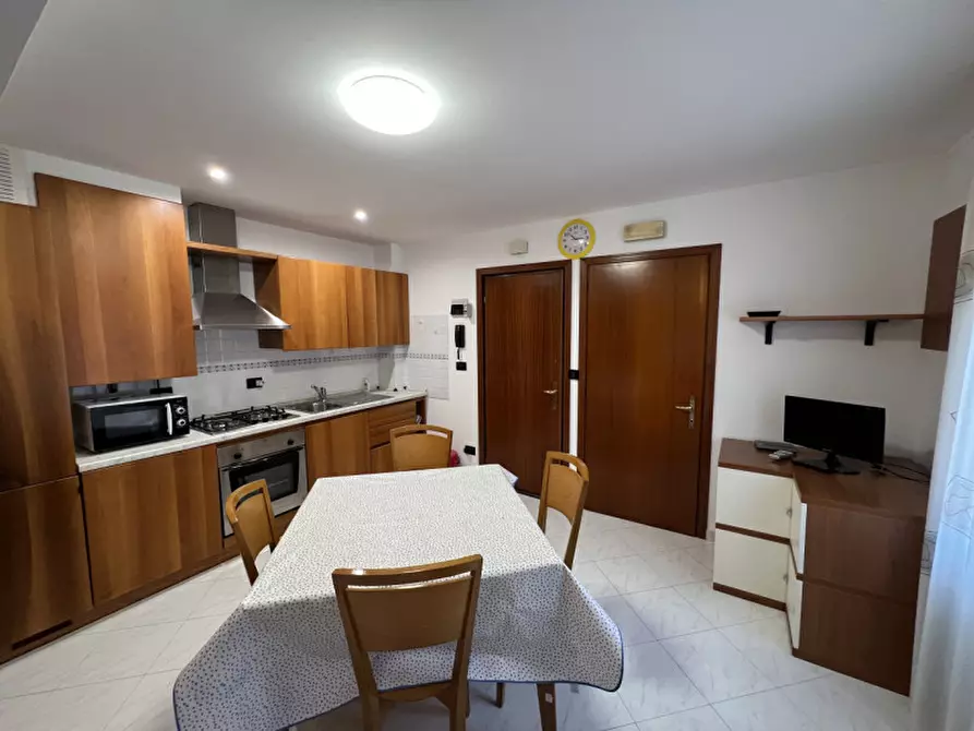 Immagine 3 di Appartamento in vendita  in Via Sottomarina 317 a Chioggia