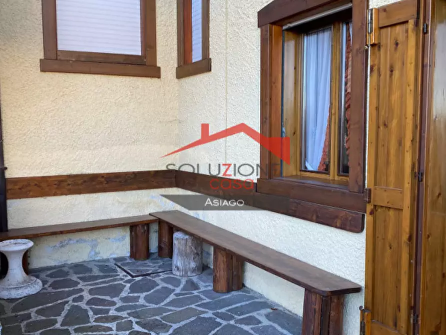 Immagine 3 di Appartamento in vendita  in Via Magnaboschi 96 a Roana