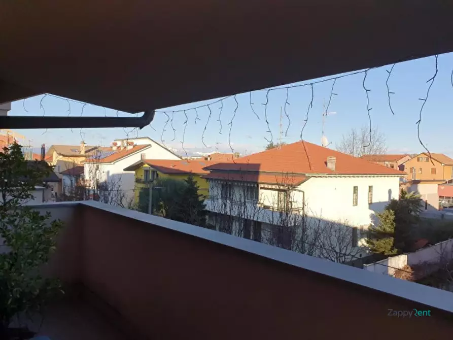 Immagine 1 di Appartamento in affitto  in Via Isonzo, 13 a Bollate