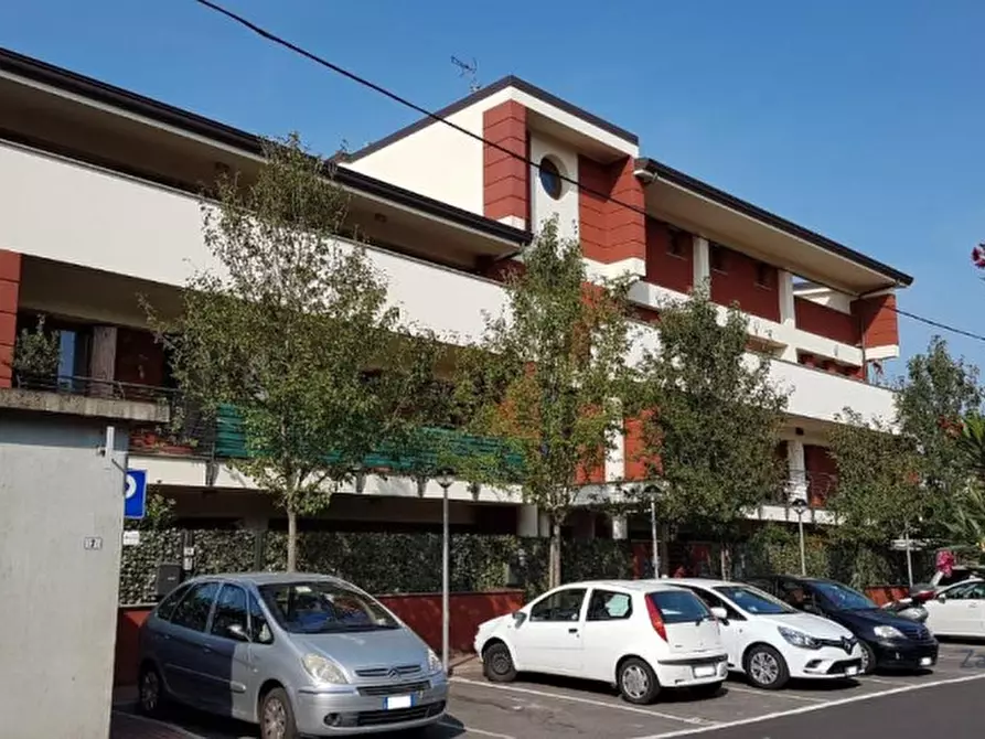 Immagine 2 di Appartamento in affitto  in Via Isonzo, 13 a Bollate