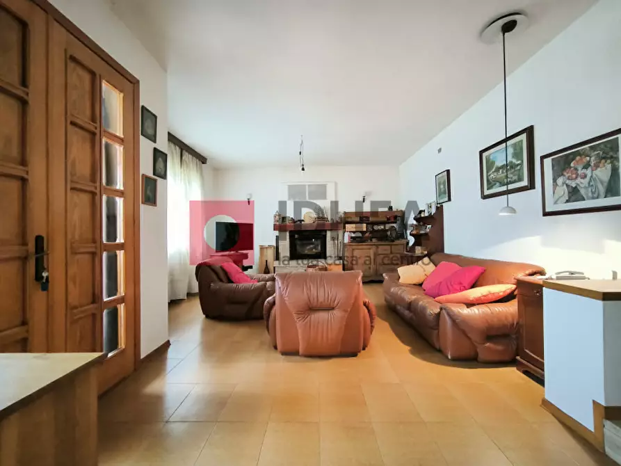 Immagine 7 di Casa indipendente in vendita  in Via Roma a Silea