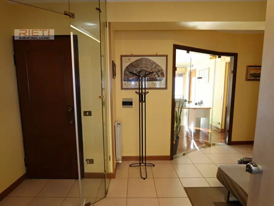 Immagine 4 di Appartamento in vendita  in Via delle Orchidee, 2 a Rieti