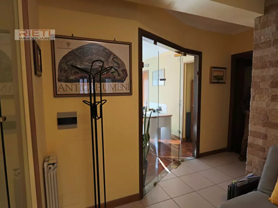 Immagine 5 di Appartamento in vendita  in Via delle Orchidee, 2 a Rieti