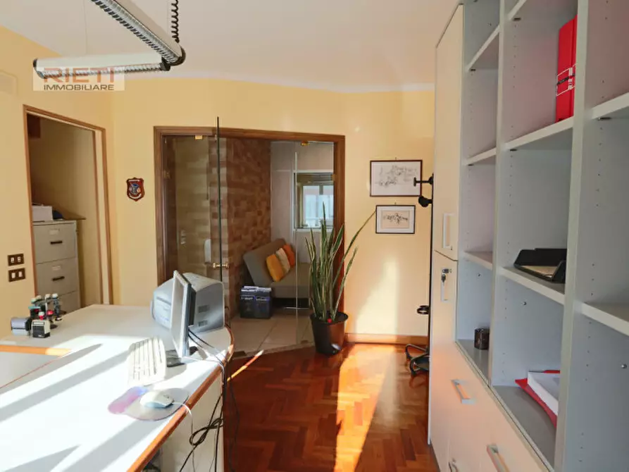 Immagine 8 di Appartamento in vendita  in Via delle Orchidee, 2 a Rieti