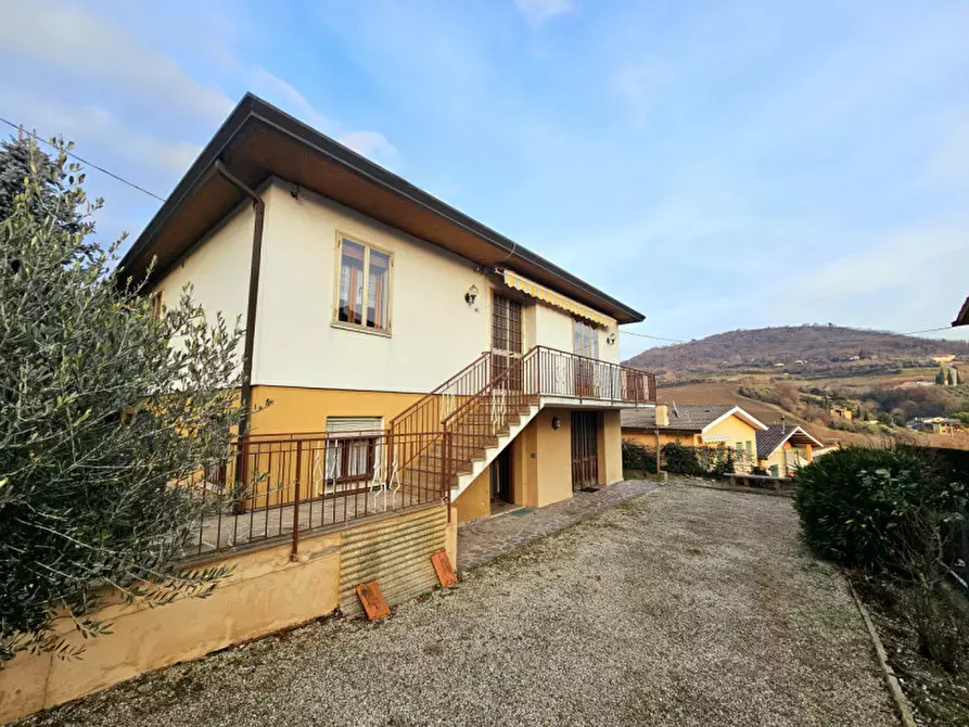 Immagine 1 di Casa indipendente in vendita  in Via Chiesa Cinto a Cinto Euganeo