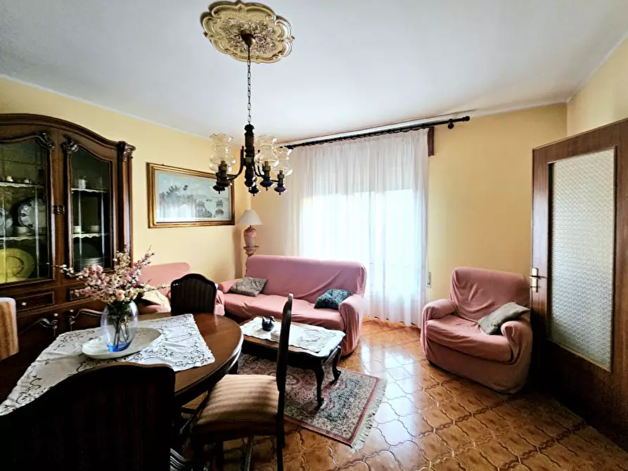 Immagine 2 di Casa indipendente in vendita  in Via Chiesa Cinto a Cinto Euganeo