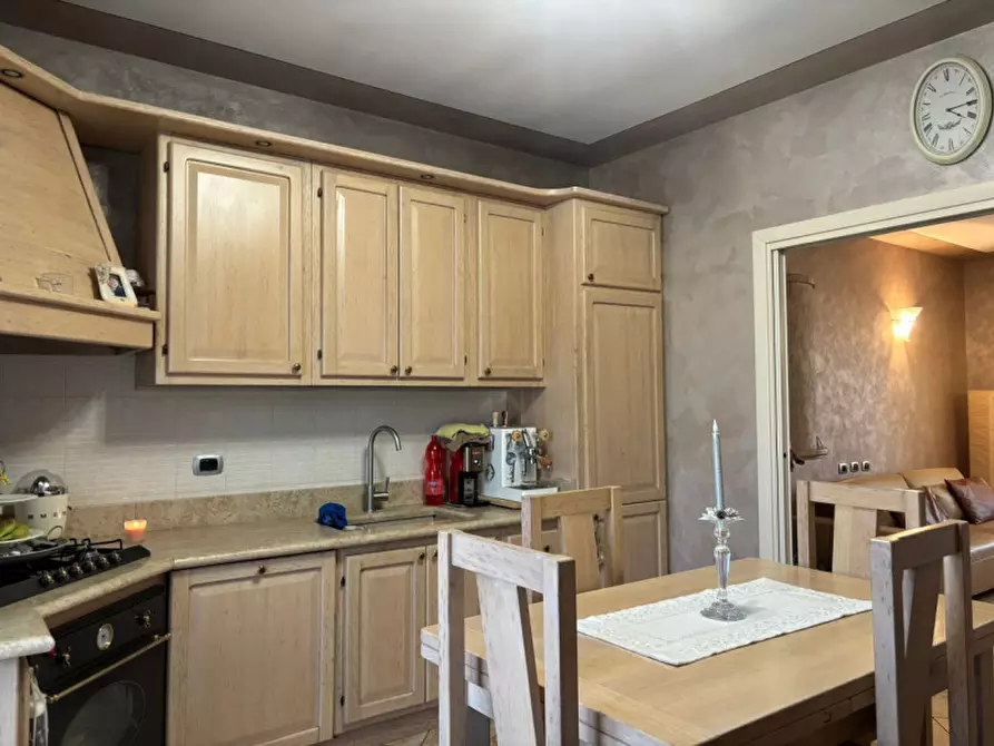 Immagine 9 di Appartamento in vendita  in Via Piadena 44 a Brescia