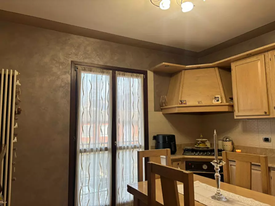 Immagine 10 di Appartamento in vendita  in Via Piadena 44 a Brescia