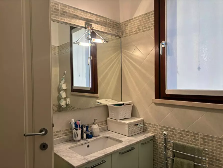 Immagine 29 di Appartamento in vendita  in Via Piadena 44 a Brescia