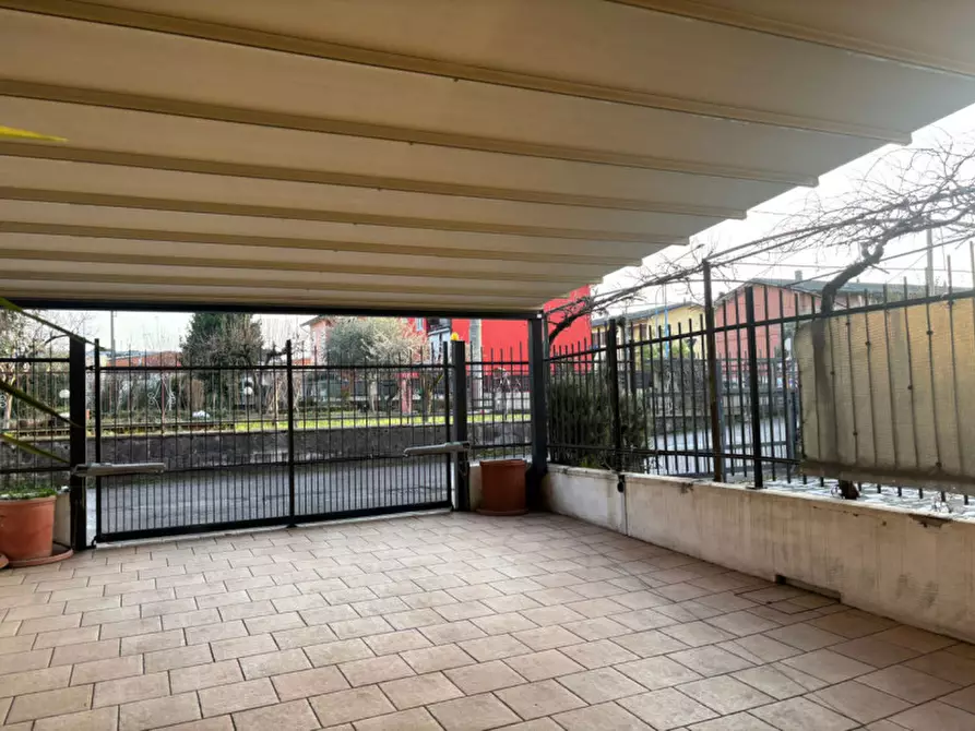 Immagine 41 di Appartamento in vendita  in Via Piadena 44 a Brescia