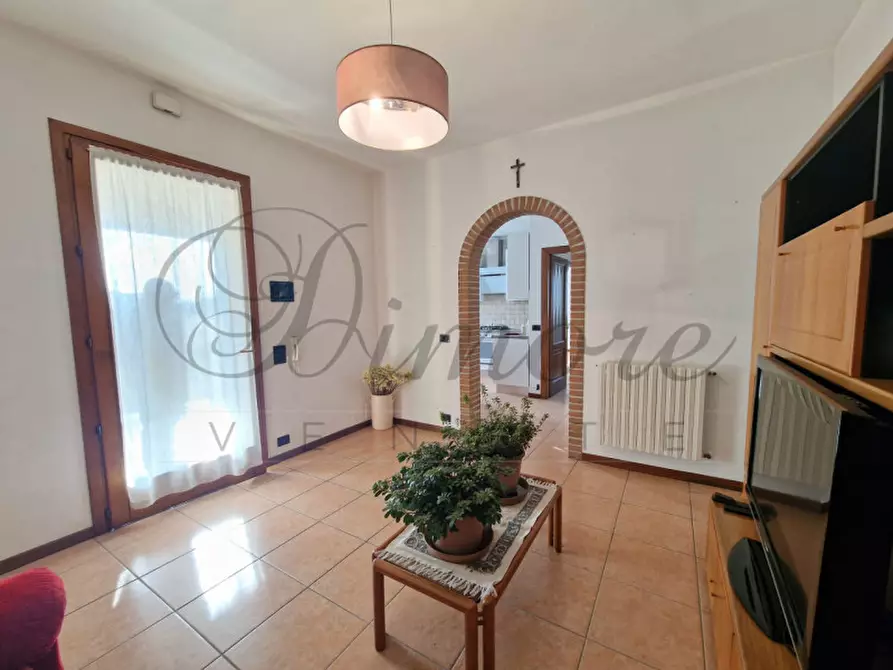 Immagine 5 di Casa bifamiliare in vendita  in Via Gioacchino Rossini a Santa Maria Di Sala