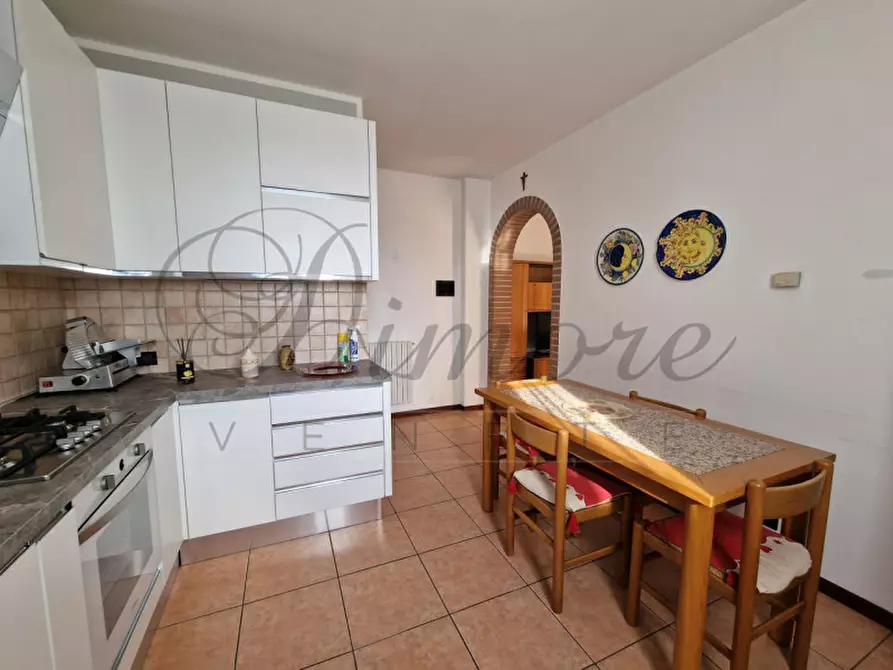 Immagine 8 di Casa bifamiliare in vendita  in Via Gioacchino Rossini a Santa Maria Di Sala