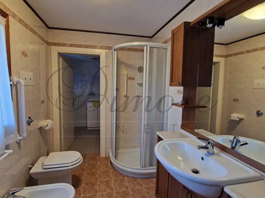 Immagine 16 di Casa bifamiliare in vendita  in Via Gioacchino Rossini a Santa Maria Di Sala