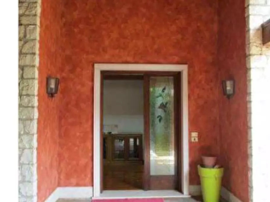 Immagine 2 di Villa in vendita  in Via Cadorna, 11 a Sarmede